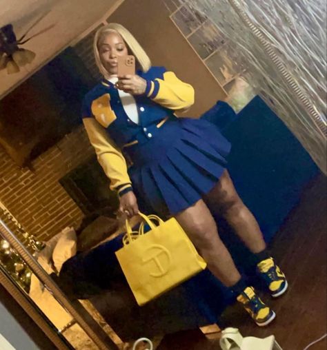 Graduation Party Outfit Black Women, Tennis Skirt Outfit Black Women, Yellow And Blue Outfits, Sgrho Outfits, Skort Outfit Ideas, Skort Outfit, Plus Size Baddie Outfits, Cute Birthday Outfits, Fasion Outfits