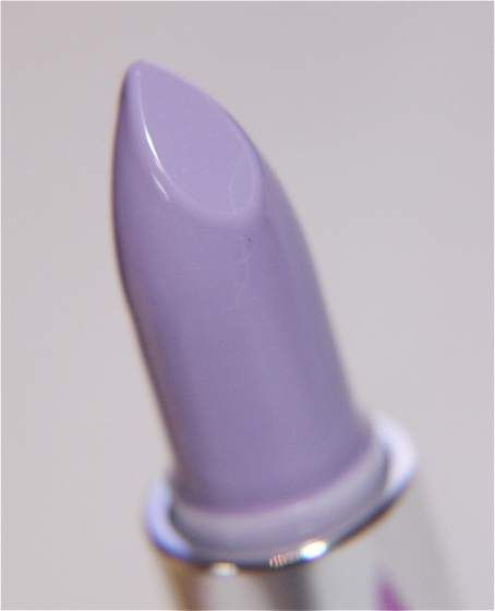 Lavender Lipstick, Lilac Lipstick, Lipstick Aesthetic, Rose Lalonde, Lavender Aesthetic, Cool New Gadgets, Colorful Eye Makeup, Bright Spring, Lavender Fields