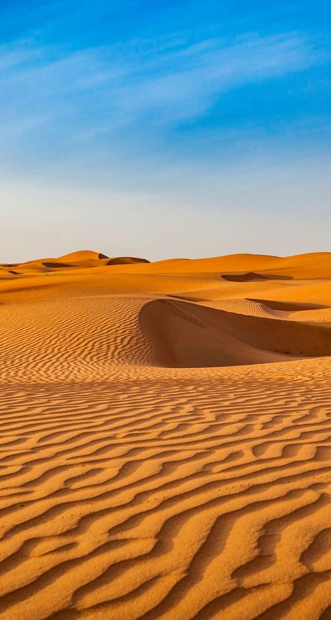 Arabian Desert Aesthetic, Desert Waves, Steam Trains Photography, Desert Places, Desert Aesthetic, Deserts Of The World, Desert Photography, Desert Tour, Digital Art Photography