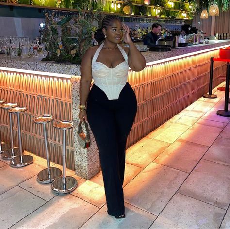 Black Woman Fashion, Office Attire Women, Curvy Casual Outfits, African Print Maxi Skirt, Plus Size Baddie Outfits, Cute Birthday Outfits, She Is Clothed, Dress Well, Classy Aesthetic