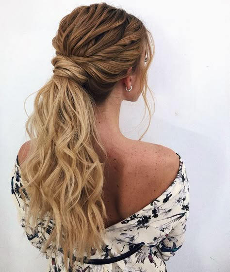 ponytail hairstyles #weddinghair #ponytails #wedding #hairstyles #ponytail #weddinghairstyles Ponytail Hairstyle Ideas, Up Ponytail, 40 Hairstyles, Hairstyles Theme, Ponytail Hairstyles Easy, Ponytail Hairstyle, Simple Wedding Hairstyles, Penteado Cabelo Curto, A Ponytail