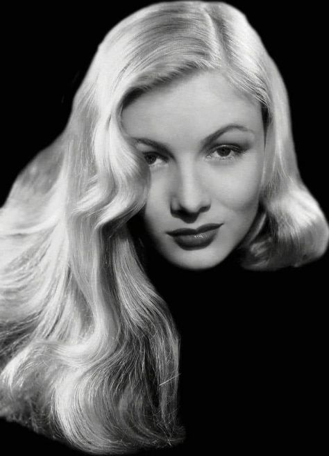 60s Glamour, Lake Hair Styles, Classic Hollywood Glamour, Noir Movie, Veronica Lake, Family Forever, Face Icon, Classic Actresses, Hollywood Icons