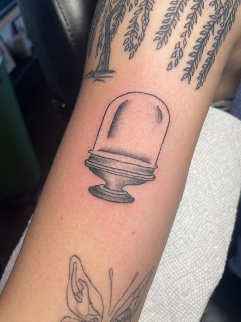 Cloche Tattoo, The Bell Jar Tattoo, Bell Jar Tattoo, Jar Tattoo, Bell Tattoo, Portfolio Reference, Belle Tattoo, Tattoo Aesthetic, Tattoo Portfolio