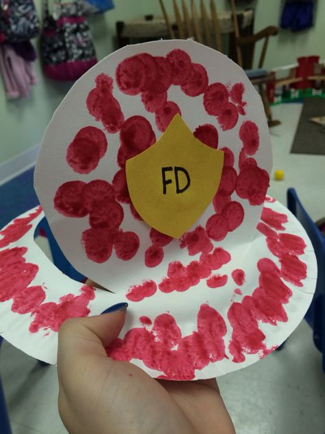 Fire fighter hats for fire prevention week. Made with paper plates and red bingo dabbers! Fire Prevention Preschool Crafts, Fire Prevention Preschool, Fire Truck Craft, Fire Safety Week, Fire Prevention Week, Nursery Rhymes Preschool, Safety Week, Toddler Craft, Classroom Lesson Plans