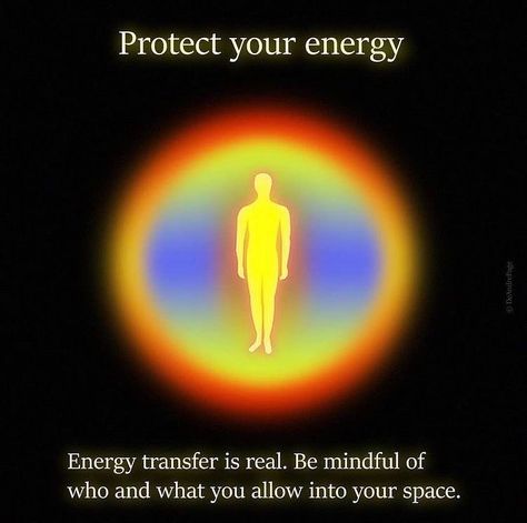 𝘀𝗲𝗹𝗲�𝗻𝗶𝘁𝗲 𝘀𝗼𝘂𝗹 𝟴 on Instagram: “Healer’s vent: It’s been difficult for me to share my heart and soul on here lately. I’ve allowed nonsensical things and others agendas to…” Aura Quotes, Protect Your Energy, Energy Transfer, Energy Healing Spirituality, Spiritual Artwork, Aura Colors, Spirituality Energy, Good Energy, Spiritual Healing