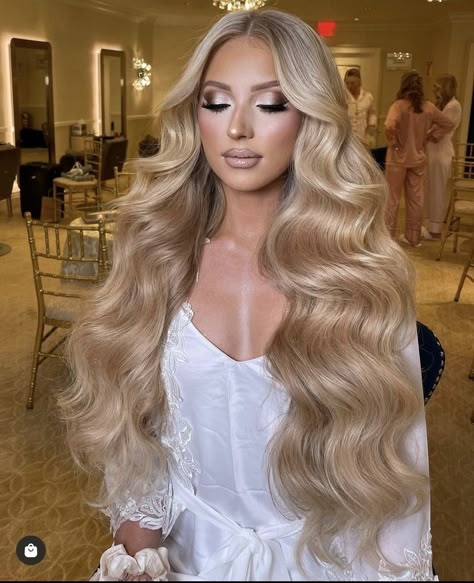 Super Long Hair Wedding Styles, Extra Long Wedding Hair, Bridal Makeup For Blonde Hair, Voluminous Wedding Hair, Big Bridal Hair, Blonde Bridal Hair, For Wedding Hairstyles, Glam Bride Makeup, Blonde Wedding Hair