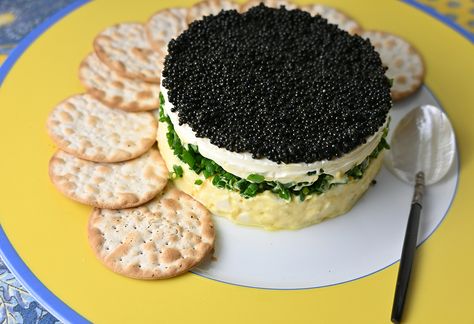 Recipe for Egg and Caviar Mousse Caviar Appetizers, Water Crackers, Caviar Recipes, Small Printer, Creamy Eggs, Hard Cooked Eggs, Whipped Cream Cheese, Creamy Cheese, Fresh Chives