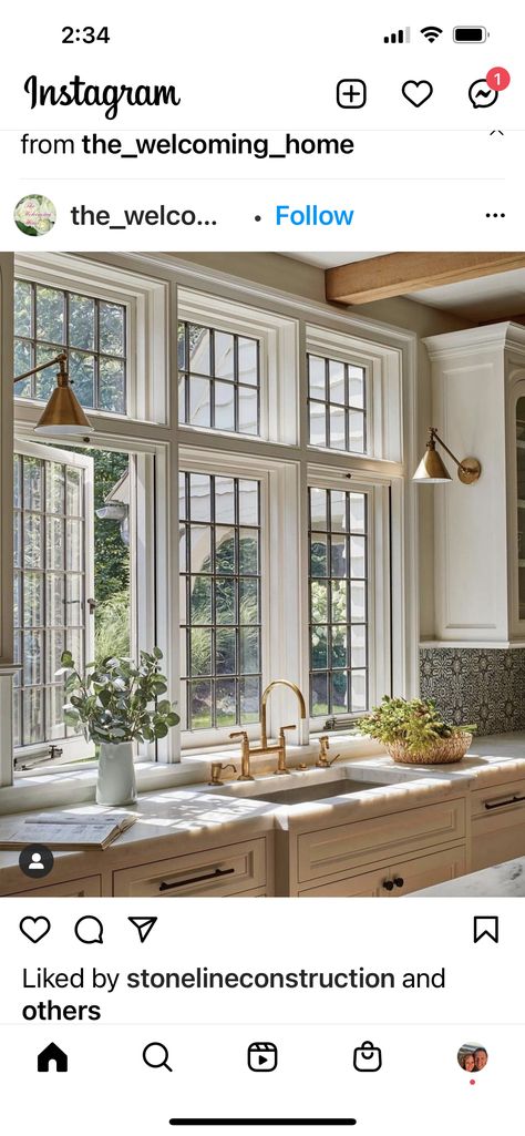 Beautiful Kitchen Cabinets, Serene Bathroom, Homescreen Ideas, Custom Kitchens, Luxury Kitchen Design, Casement Windows, Residential Interior Design, Luxury Kitchens, Kitchen Window