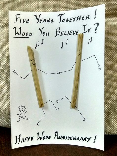 DIY Wood Anniversary Card . 5th  wedding anniversary card. Wood, Stick figure, #Puns #DIY #Anniversary #stickfigure #wood Anniversary Gifts For Him Husband, 5th Wedding Anniversary Gifts For Him, 5th Anniversary Gift Ideas, Card Puns, Diy Anniversary Gifts For Him, Anniversary Crafts, Anniversary Diy, Wedding Anniversary Quotes, 5th Wedding Anniversary Gift