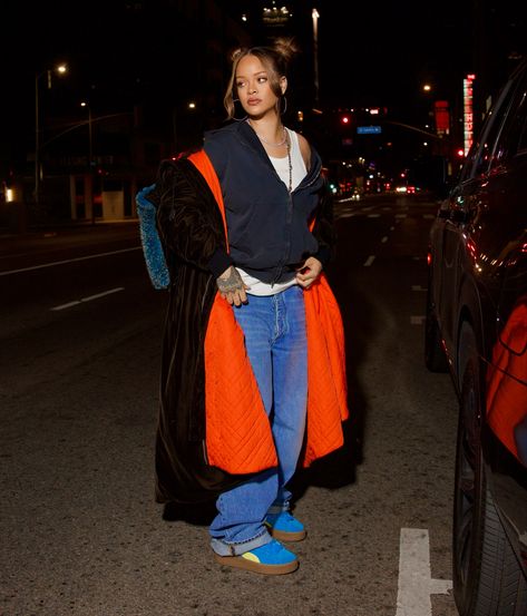 Rihanna’s Latest Street Style Looks Are Already Making Room for 2024 Biggest Trends | Vogue Puma Creepers Outfit, Creepers Outfit, Looks Rihanna, Rihanna Outfits, Rihanna Looks, Fenty X Puma, Rihanna Style, Rihanna Fenty, Denim Trends