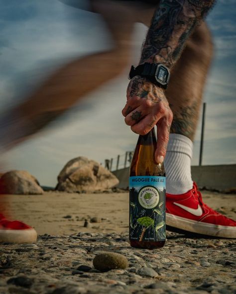 Sport Drink Photography, Creative Beer Photography, Beer Photography Photo Ideas, Craft Beer Photography, Low Shutter Speed, Beer Photoshoot, Beverage Photography Ideas, Beer Shot, Brooklyn Brewery