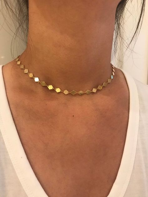 Gold Geometric Necklace, Dainty Gold Chain, Padlock Necklace, Gold Chain Choker, Choker Gold, Gold Triangle, Rainbow Jewelry, Gold Charm Necklace, Classy Jewelry