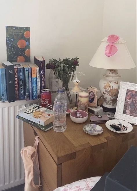 Messy Nightstand Aesthetic, Messy Nightstand, Messy Bedside Table Aesthetic, Messy Bedside Table, Bedside Table Inspiration, Bedside Table Decor, Bedroom Goals, Indie Room, Dreamy Room