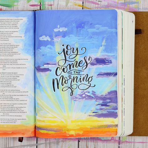 1,053 Likes, 71 Comments - Megan Wells (@makewells) on Instagram: “A little flip through of my latest #biblejournaling ❤️” Bible Journaling Pictures, Aesthetic Bible Journaling, Journaling Pictures, Aesthetic Bible, Bible Drawing, Journal Lettering, Bible Journaling Ideas Drawings, Bible Doodling, Inspire Bible Journaling