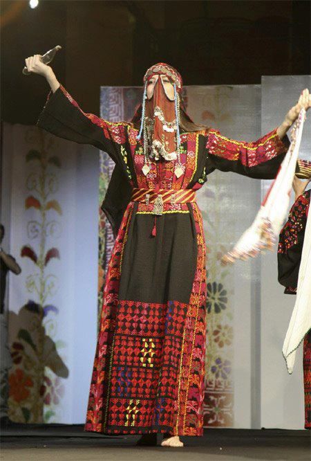 folkloric Egyptian Clothing Women, Iraq Clothes, Jordanian Clothing, Egyptian Traditional Clothing, Traditional Egyptian Clothing, Egypt Clothes, Egypt Clothing, Egyptian Outfit, Egyptian Clothes