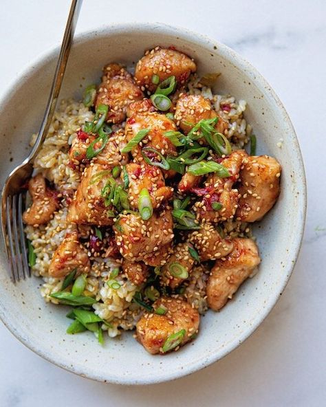 Scallion Rice, November Meals, Blood Orange Recipes, Orange Chicken Sauce, Culinary Tips, Advocare Recipes, Chicken Entrees, Healthier Recipes, Sauce For Chicken