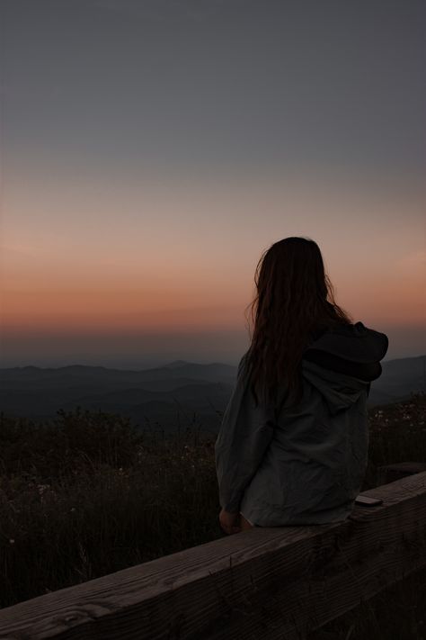 A Darker Shade Of Magic, Happy Alone, Rainy Day Aesthetic, Photos For Profile Picture, Shadow Photos, Cool Instagram, Shadow Pictures, Phone Wallpaper For Men, Blue Ridge Parkway