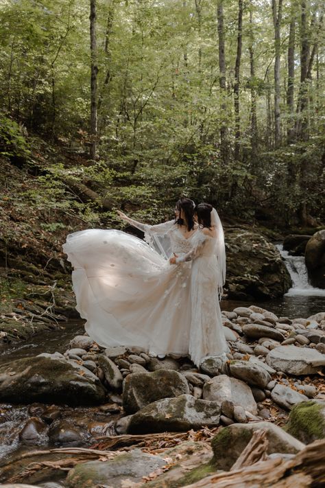 Wlw Wedding, Smoky Mountain Wedding, Queer Weddings, Enchanted Forest Wedding, Fairy Wedding, Gay Marriage, Lesbian Wedding, Smoky Mountain, Gay Wedding