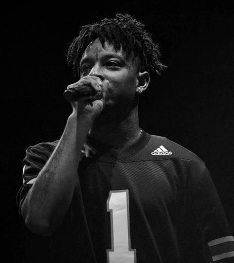 Rapper Pfp 21 Savage, 21 Savage Aesthetic Black And White, 21 Savage Playlist Cover, 21 Savage Widget, 21 Savage Profile Pic, 21 Savage Wallpapers Black, Pfp 21 Savage, 21 Savage Black And White, 21savage Aesthetic