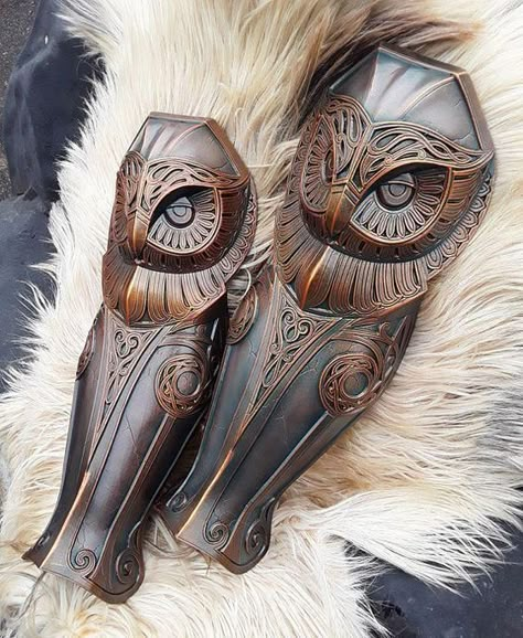 Leather Armor Concept Art, Animal Armor, Dwarven Armor, Leg Armor, Armadura Cosplay, Costume Armour, Armor Clothing, Larp Armor, Cosplay Armor