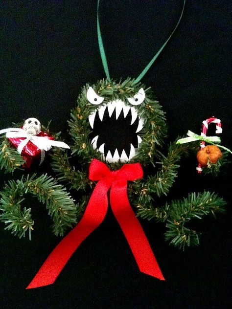 The Spooky Vegan: 13 Days of Creepmas: Gothic Ornaments from Etsy Halloween Christmas Ornaments, Christmas Evil, Nightmare Before Christmas Dolls, Evil Monster, Merry Krampus, Nightmare Before Christmas Tree, Monster Wreath, Sandy Claws, Scary Christmas