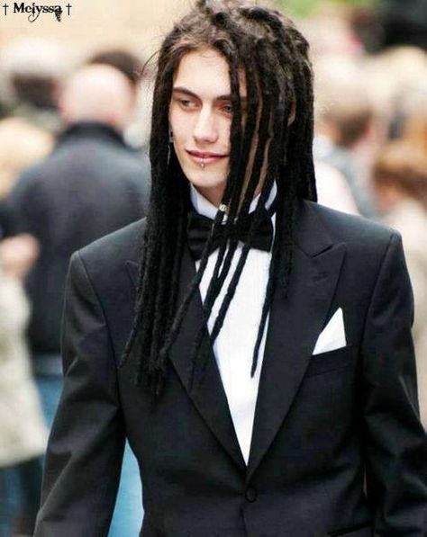 Niklas Hjorthage Fishtail Braids, Dreadlock Hairstyles For Men, Dreadlock Hairstyles, Grunge Hair, Long Hair Styles Men, Kristen Stewart, Angelina Jolie, Pretty Men, Punk Fashion