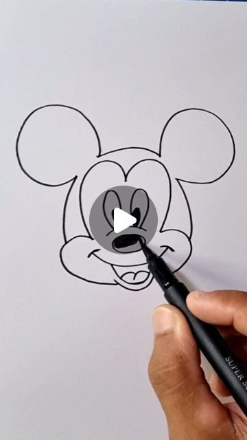 How To Draw Minnie Mouse, How To Draw Mickey Mouse, Mickey Mouse Card, Mickey Mouse Drawing, Minnie Mouse Drawing, Dynamic Wallpaper, Mouse Drawing, Iphone Dynamic Wallpaper, Mickey Mouse Birthday