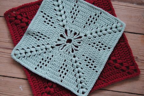 Opskrift: Hæklet firkant #1 – Garnituren Crochet Dish Towels, Crocheted Squares, Easy Knit Baby Blanket, 100 Crochet Stitches, Crochet Basket Pattern Free, Filet Crochet Charts, Crochet Symbols, Crochet Basket Pattern, Crochet Kitchen