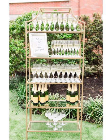 Ceremony Drinks Wedding, Champagne During Ceremony, Ceremony Champagne Table, Welcome Drink Wedding Ideas, Wedding Ceremony Welcome Drinks, Champagne At Ceremony, Champagne Welcome Drink Wedding, Champagne Wedding Display, Champagne Ceremony Wedding