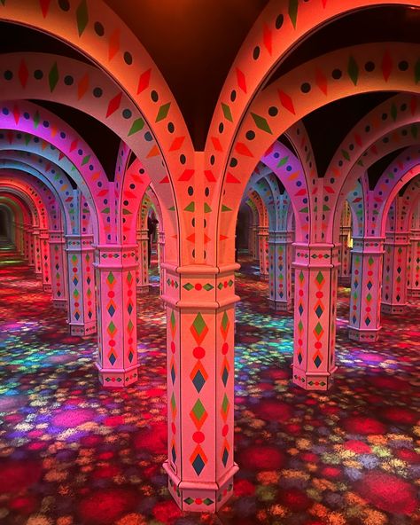 Mirror Maze Aesthetic, Carnival Mirrors, Maze Aesthetic, Carnival Aesthetic, Mirror Maze, Story Aesthetic, Fun House, Short Story, Minneapolis