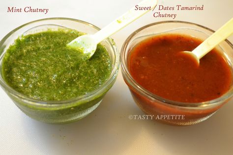 Tasty Appetite: How to make Green Chutney & Sweet Chutney for Chats : ( Mint Chutney ) / ( Date & Tamarind Chutney ) / Chutneys for Chats: Chat Recipes, Trinidadian Food, Date Chutney, Ramzan Kareem, Chats Recipe, Trinidadian Recipes, Dahi Vada, Podi Recipe, How To Make Green