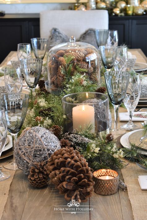 My Christmas Home Tour - Simple Woodland and Pine Cone Christmas Table Setting - Home with Holliday Natal Natural, Natal Country, Pine Cone Christmas, Diy Jul, Christmas Table Setting, Christmas Dining Table, Tafel Decor, Deco Table Noel, Silver Christmas Decorations