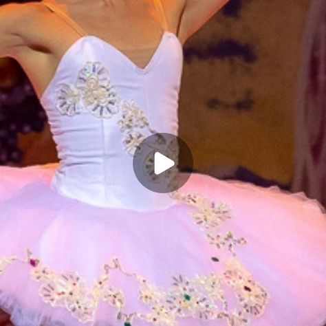 El Cascanueces Costa Rica on Instagram: "🎄 "El Cascanueces": ¡Maravillando al mundo hace más de un SIGLO! 🌟 ¿Pueden creerlo? Este ballet mágico ha sido la joya de la Navidad durante generaciones y generaciones. 🩰✨ ¿Ya sos parte de la tradición? #ElCascanuecesCR #cascanuecesCR" Costa Rica, Ballet, On Instagram, Instagram