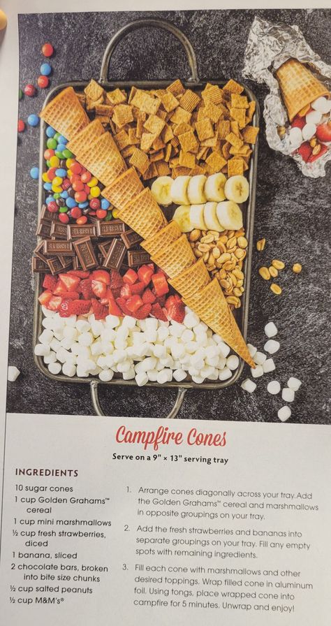 Campfire cones Campfire Charcuterie Board, Patio Snacks, Camping Charcuterie Board, Campfire Apples, Smores Cones, Smores Cone, Campfire Decor, Thanksgiving Picnic, Campfire Cones