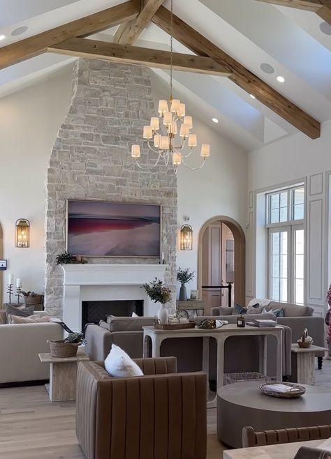 Great Rooms With Vaulted Ceilings Stone Fireplaces, High Ceiling Living Room Stone Fireplace, High Ceiling Fireplace Wall Stone, Barndo Living Room Fireplace, Vaulted Ceiling Living Room Woodworking Plans, Large Living Room Layout, Interior Design Business, Living Room Decor Cozy, Livingroom Layout