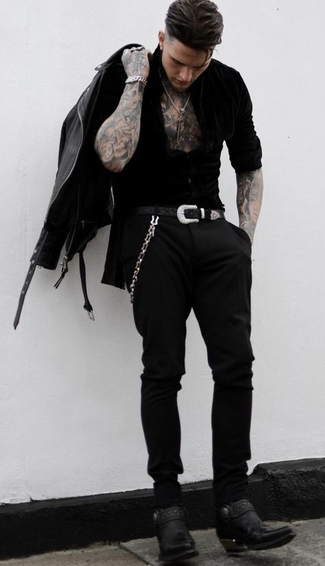 Rocker Outfit Men, Rock Outfits Men, Biker Outfit Men, Goth Mens Fashion, Goth Outfits Men, Biker Style Men, Rockstar Aesthetic Outfits, Gothic Fashion Men, Rock Style Men