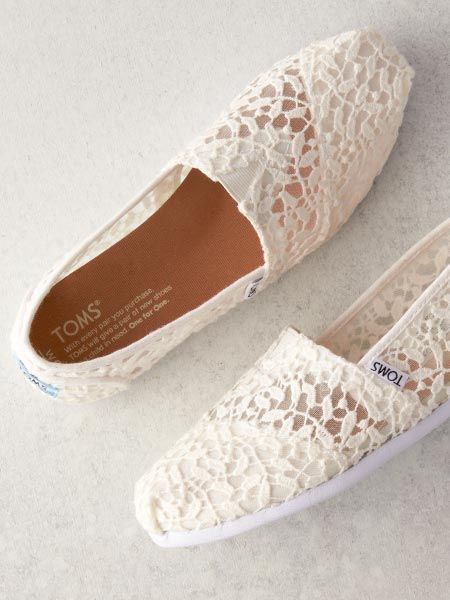 Shop TOMS Wedding Collection for the bride and groom. Flats, brogues, wedges, slip-ons, sandals and more. Pick a bridal shoe that will match your wedding style. One for One® Toms Wedding Shoes, Lace Toms, Wedding Shoes Bridesmaid, Wedding Shoes Sandals, Wedge Wedding Shoes, Wedding Shoes Comfortable, Wedding Shoes Lace, Bridal Shoes Flats, Wedding Shoes Flats