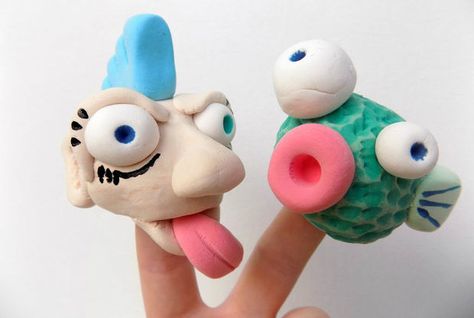 Picture of Model Magic 101: Finger Puppets Clay Lesson, Sculpture Lessons, Clay Crafts For Kids, Model Magic, Kids Clay, Sculpture Projects, Middle School Art, Clay Art Projects, Art Video