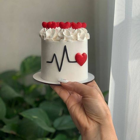 Kitchen.channel on Instagram: “1, 2, 3, 4, 5, 6, 7, 8, 9 OR 10?? Amazing mini valentine day cake by @esfahan.cakeland Follow @kitchen.channel for more!” Mini Cakes, Cake, Instagram, No Instagram, On Instagram