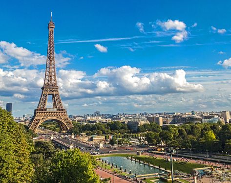 Cheap Flights from New York City to Paris, France Eiffel Tower Landscape, 4 Days In Paris, France Landscape, Paris Opera House, Studio Backdrops Backgrounds, Paris Itinerary, Airline Tickets, Breathtaking Beauty, Paris City