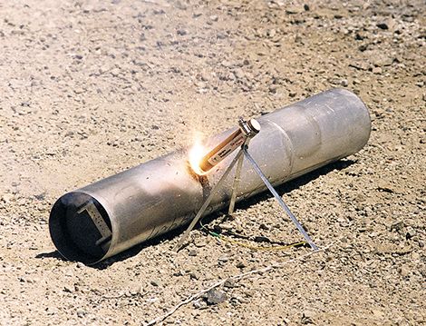 Excess solid rocket fuel is being used to disarm landmines more safely than previous techniques. Rocket Motor, Nasa Rocket, Land Mine, Rocket Fuel, Technology Transfer, Rocket Power, Space Flight, Good Energy, Saving Lives