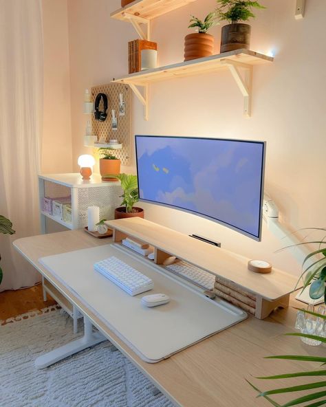 One Monitor Desk Setup, Modular Room Design, Computer Set Ups Aesthetic, Floating Monitor Setup, Floor Pc Setup, Aesthetic Desk With Monitor, Monitor Stand Aesthetic, Home Office With Two Monitors, Cute Monitor Set Up