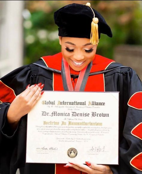 Graduation Shoot Ideas, Monica Brown, Graduation Pic Ideas, Masters Graduation, College Graduation Photoshoot, Law School Inspiration, Phd Graduation, Med School Motivation, College Graduation Pictures