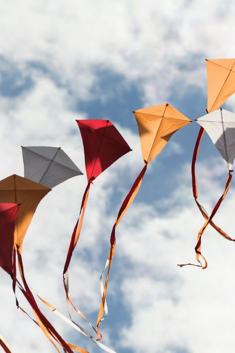 It's National Kite Flying Day! 🪁 When you hear about flying kites, do you automatically hear the Mary Poppins song in your head? If you don’t then you obviously haven’t had the pleasure of enjoying that lovely movie! Take the time to watch it and you won’t be disappointed. But we were talking about National Kite Flying Day! ~ Wayne 🗻🐐🏃 Kite Flying Photography India, Kite Flying Photography, Kites Photography, Kite Aesthetics, Kites Aesthetic, Kite Making For Kids, Kite Aesthetic, Kite Festival Photography, Kite Wallpaper