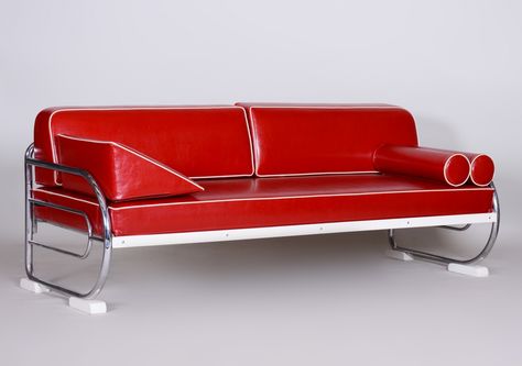 Bauhaus Furniture, Leather Modular Sofa, Steel Sofa, Red Furniture, Mid Century Minimalist, Minimalist Sofa, Teak Sofa, Living Room Lounge, Bauhaus Design