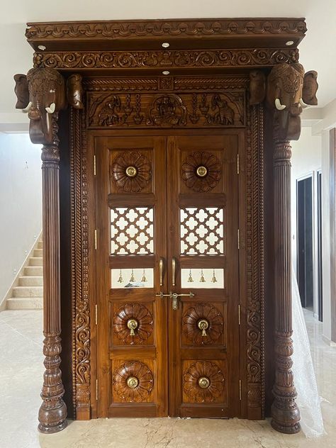 God Room Door Designs Hindu, Chettinad Main Door Designs, Pooja Room Door Design Traditional, Traditional Pooja Room Design, Pooja Room Door Design Modern, Vastu Colours, Puja Door, Pooja Room Door, Temple Ideas