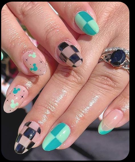 Disney Nails Green, Girly Disney Nails, Cute Disney Nail Ideas, Neon Disney Nails, Blue Disney Nails, Disney Inspired Nails Acrylic, Bright Fun Nails, Disney Nails Short, Summer Disney Nails