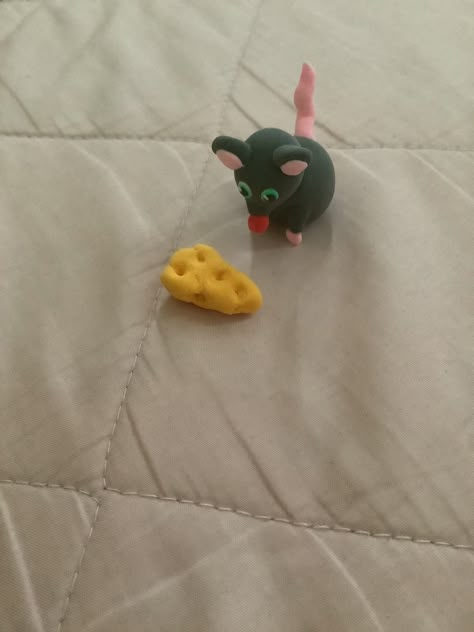 It’s made of fomi Rat From Cheese Escape, Cheese Escape, Emi Core, Cheese Meme, Rat Core, Remy The Rat, Genshin Cosplays, Roblox Games, Clay Diy Projects