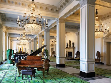 One of Texas' most glamorous hotels is roaring back to life after a two-year, multi-million dollar renovation. The St. Anthony Hotel dates back to 1909.  #SATX #stanthony #luxury #travel #texas Rhodes Wedding, San Antonio Hotels, Wedding April, Hotel Hallway, Peacock Alley, Luxury Collection Hotels, St Anthony, Pool Bar, Contemporary Interior Design