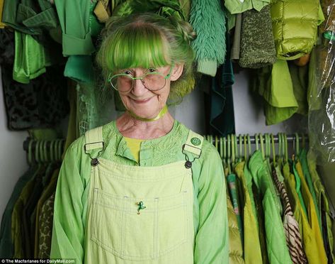 Over the years, Ms Sweetheart's green has become brighter and brighter, her husband says, ... Green Lady Of Brooklyn, Green People, Green Lady, Cool Old Lady, Old Lady, Purple Lady, Lauren Brown, Toned Body, Green Hair